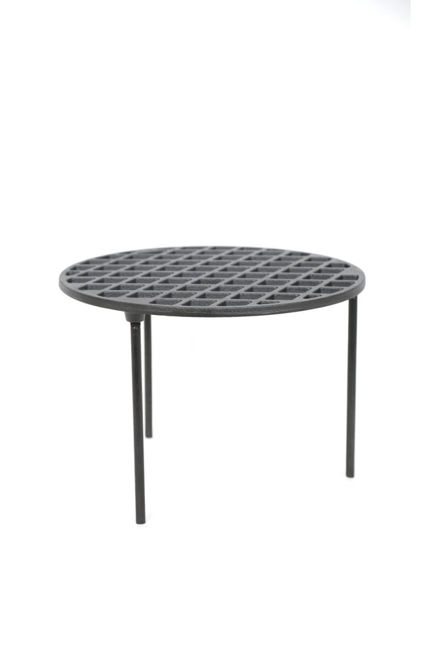 רשת עגולה תלת רגלית מברזל יצוק